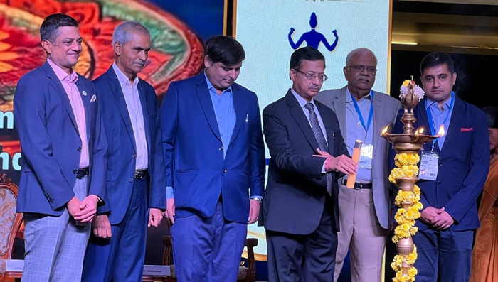 CCI CMD attends bi-annual all India cotton conference
